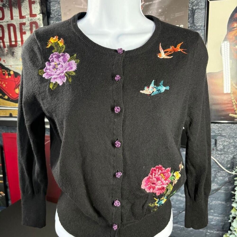 Lucky Brand Embroidered Floral Bird Cardigan Sweater – Size Medium